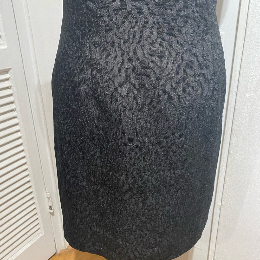 ASO SERENA VAN DER WOODSEN STRAPLESS BLACK BROCADE DRESS - Medium - Picture 9 of 12